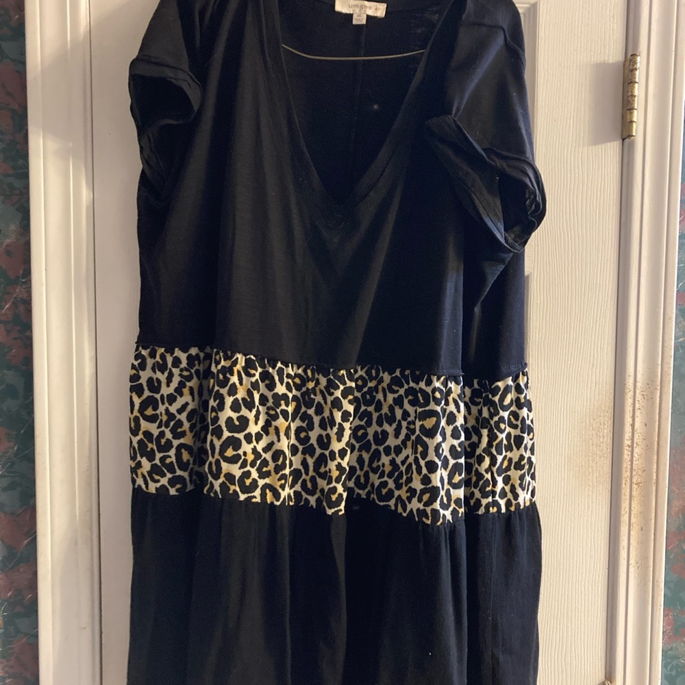 Black Umgee Dress or tunic with Leopard Print Accent sz 1X